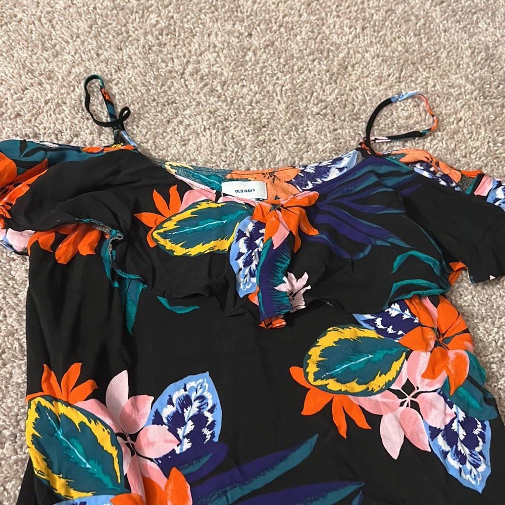 Flowy floral old navy tank top - Picture 4 of 5